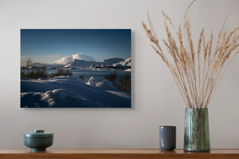 Tablou Canvas, "Splendoarea înghețată a fiordurilor nordice", Alb, Calm, Frig, Natură, Peisaj, Seninătate, Zăpadă, 54 x 39 cm – poza 4