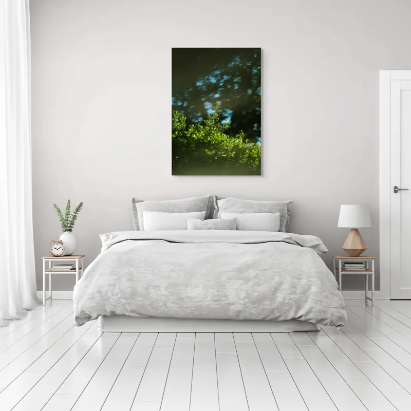 Tablou Canvas, "Lumina soarelui prin frunziș verde", Verde, Frunziș, Umbre, Răcoare, Natură, Lumină, Calm, Seninătate, 70 x 100 cm – poza 3