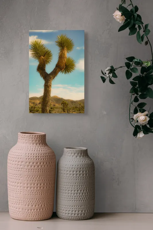 Tablou Canvas, "Arborele singuratic în deșertul arid", Pustiu, Deșert, Arbore, Cer, Nori, Peisaj, Natură, Sălbăticie, Soare, Verde, Frunze, Pământ, Orizont, Sprezierații., 26 x 39 cm – poza 6