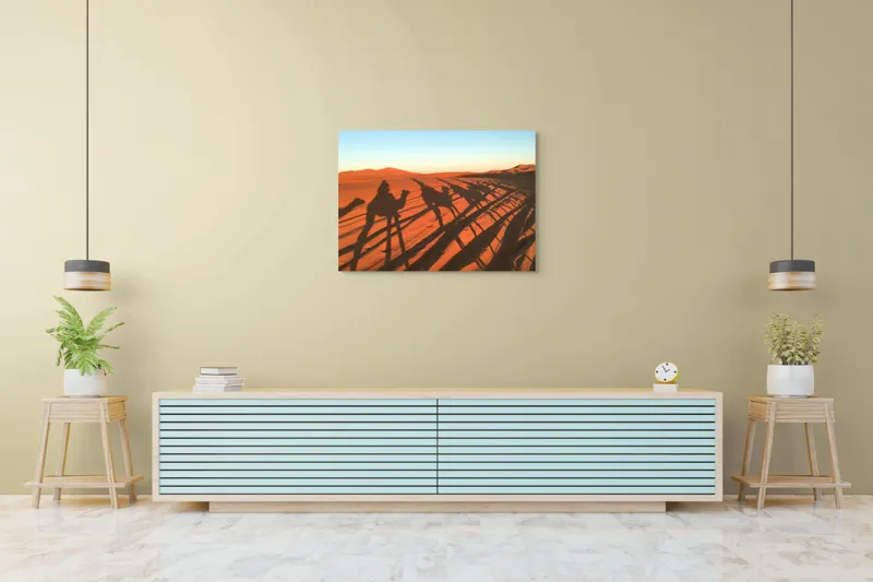 Tablou Canvas, "Umbrele cămilelor pe nisipul deșertului", Umbre, Cămile, Apus, Deșert, Dune, Nisip, Călătorie, Călătorii, 100 x 70 cm – poza 4