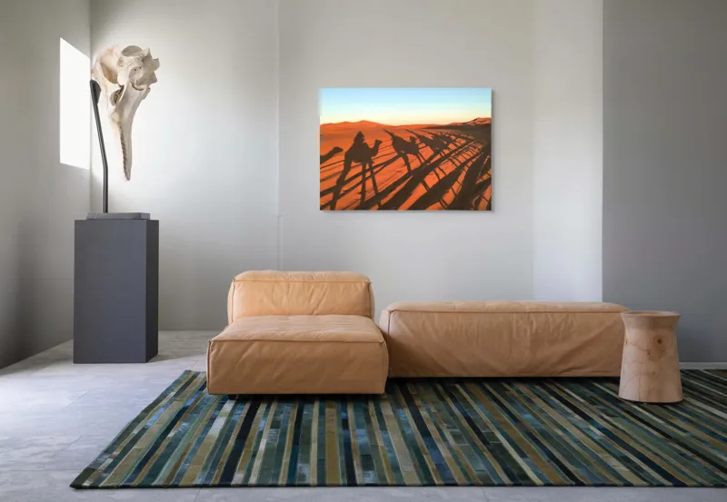 Tablou Canvas, "Umbrele cămilelor pe nisipul deșertului", Umbre, Cămile, Apus, Deșert, Dune, Nisip, Călătorie, Călătorii, 100 x 70 cm – poza 7