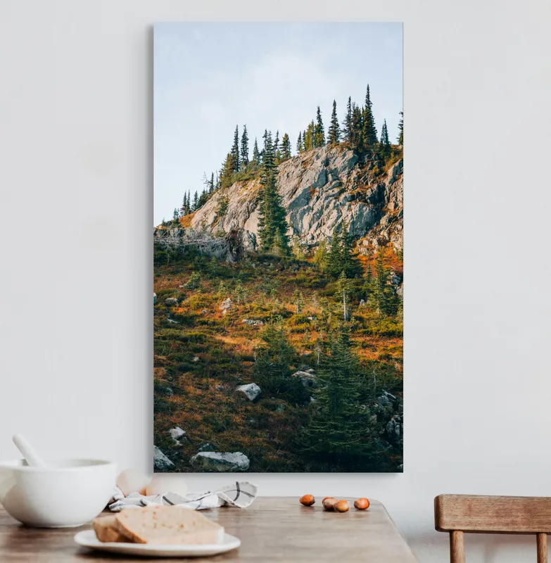 Tablou Canvas, "Toamna pe culmile stâncoase ale muntelui", Roci, Brazi, Cer, Vegetație, Pante, Natură, Peisaj., 50 x 90 cm – poza 3