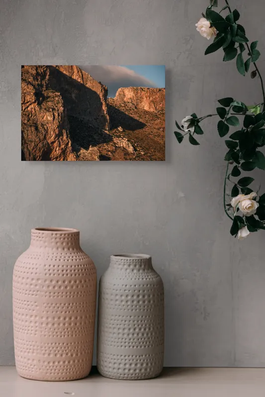 Tablou Canvas, "Piatra roșie sub lumina apusului", Piatră, Umbre, Soare, Zonă, Culoare, Roci, Vegetație, Relief, Peisaj, Apus, 39 x 26 cm – poza 4
