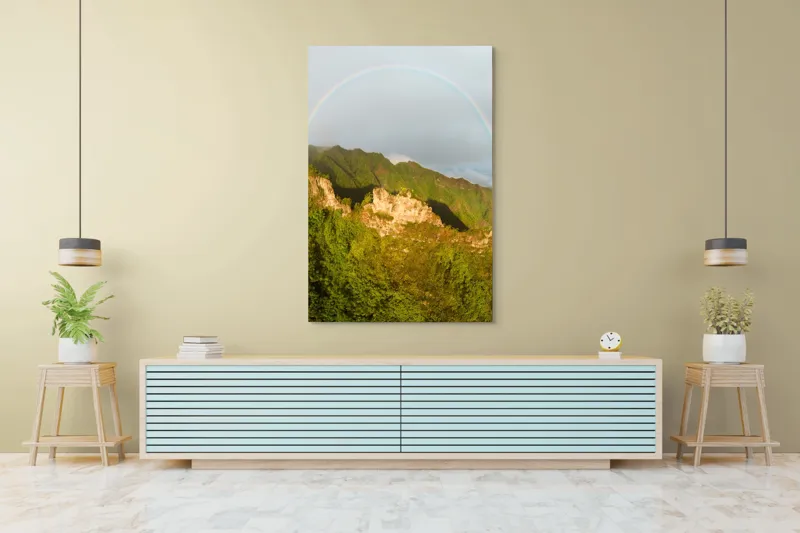 Tablou Canvas, "Curcubeu peste stâncile înverzite", Curcubeu, Munți, Vegetație, Nori, Peisaj, Verdeață, Frumusețe, Natural., 100 x 150 cm – poza 4