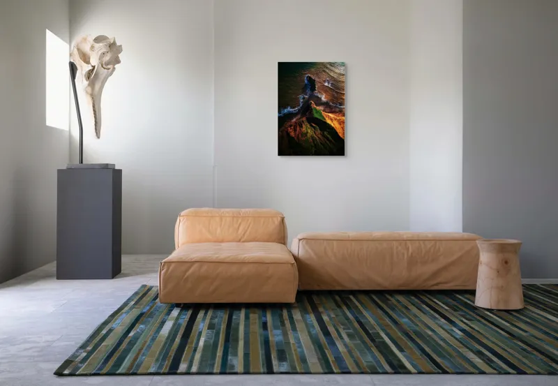 Tablou Canvas, "Colț de stâncă la apus", Scarpă, Apus, Ocean, Valuri, Roci, Vegetație, Contrast, Lumină, Natura., 50 x 70 cm – poza 7