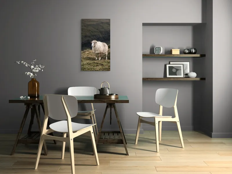 Tablou Canvas, "Oaia singuratică pe deal înverzit", Oaie, Blană, Verdeață, Coline, Cer, Natural, Singurătate, Calm, Pastoral, 50 x 90 cm – poza 4