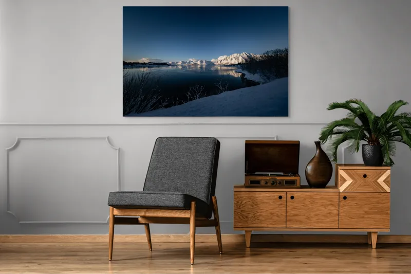 Tablou Canvas, "Întâlnirea iernii cu munții înzăpeziți", Munte, Zăpadă, Reflecție, Lumină, Cer, Apus, Apă, Tăcere, Frig, Natură, 150 x 100 cm – poza 8