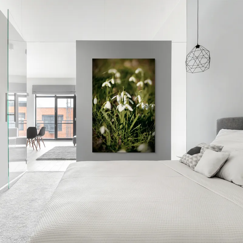 Tablou Canvas, "Vestitorii primăverii în lumina blândă", Flori, Gingășie, Primăvară, Alb, Natură, Verde, Delicatețe, Prospețime, Pădure, Răcoare, 100 x 150 cm – poza 5