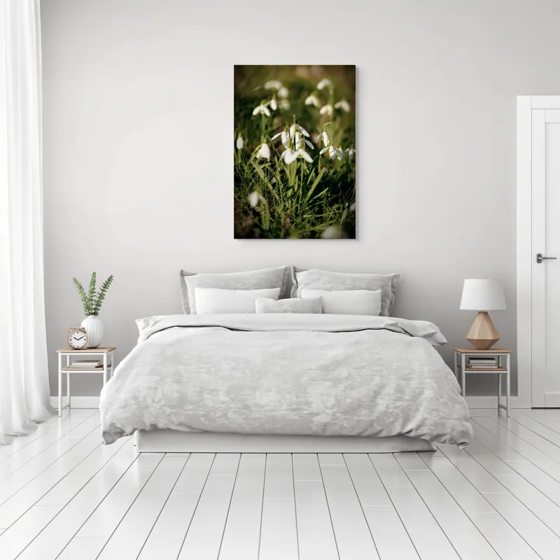 Tablou Canvas, "Vestitorii primăverii în lumina blândă", Flori, Gingășie, Primăvară, Alb, Natură, Verde, Delicatețe, Prospețime, Pădure, Răcoare, 70 x 100 cm – poza 3