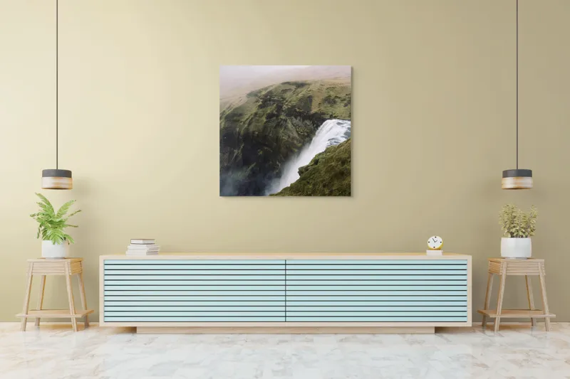 Tablou Canvas, "Cascada izbucnind din stânci verzi", Apă, Cascadă, Ceață, Iarbă, Natură, Panta, Prăpastie, Scurgere, Umed, Verde, 100 x 100 cm – poza 5