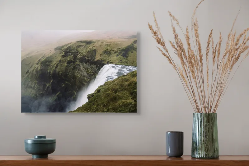 Tablou Canvas, "Cascada izbucnind din stânci verzi", Apă, Cascadă, Ceață, Iarbă, Natură, Panta, Prăpastie, Scurgere, Umed, Verde, 54 x 39 cm – poza 4