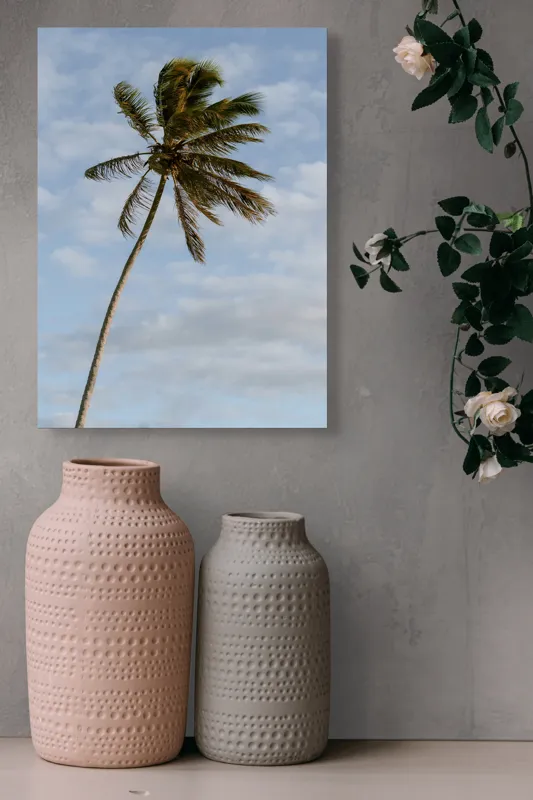 Tablou Canvas, "Palmier în adierea vântului tropical", Palmier, Albastru, Nori, Vânt, Seară, 39 x 54 cm – poza 6
