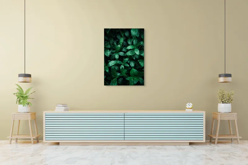 Tablou Canvas, "Lăstari umezi în lumina dimineții", Verde, Frunze, Picături, Rouă, Natură, Prospețime, Vitalitate, Frumusețe, 70 x 100 cm – poza 5
