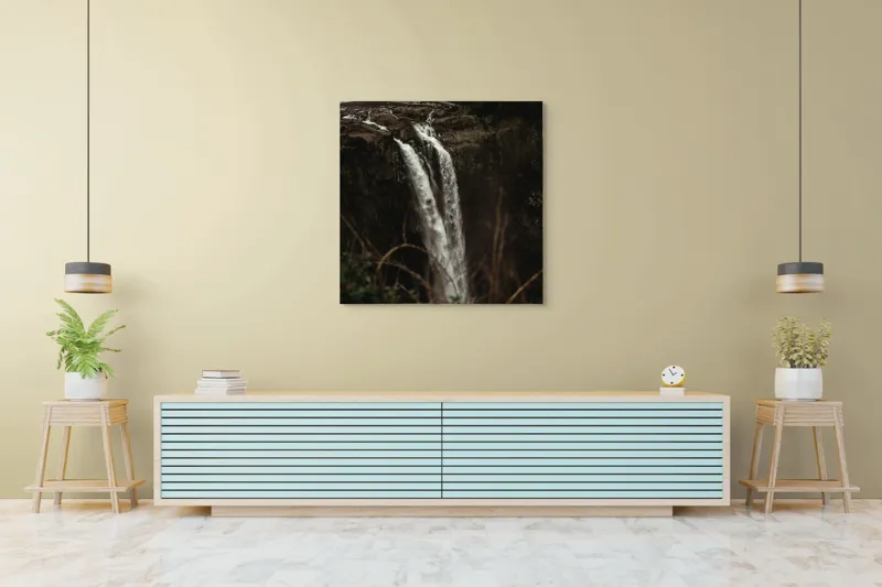 Tablou Canvas, "Căderea apei în inima pădurii", Cascadă, Natură, Stânci, Apă, Vărsare, Vegetație, Frumusețe, Peisaj, Spectacol, Splendoare, 100 x 100 cm – poza 5