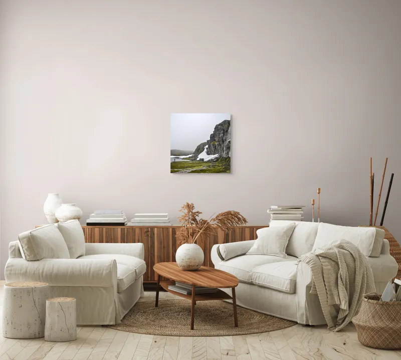 Tablou Canvas, "Întâlnire cu natura sălbatică nordică", Cascadă, Rocă, Zăpadă, Ceață, Lac, Pescar, Peisaj, Nordic., 50 x 50 cm – poza 7