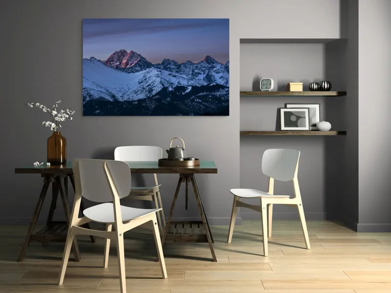 Tablou Canvas, "Splendoarea apusului în munții înzăpeziți", Montană, Zăpadă, Apus, Vârfuri, Roz, Albastru, Serenitate, Frumusețe, Natură, Liniște, 150 x 100 cm – poza 5