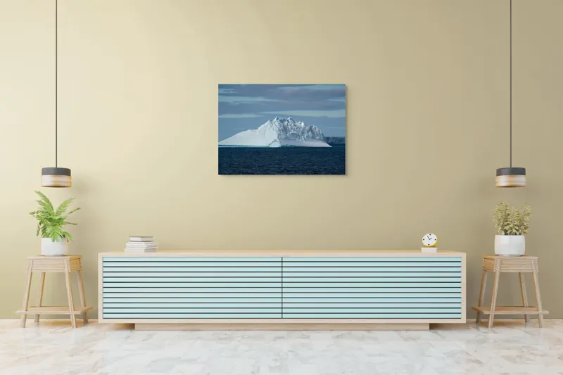 Tablou Canvas, "Misterul ghețarului plutitor înghețat", Gheață, Ocean, Cer, Albastru, Insulă, Natură, Nor, Rece, 100 x 70 cm – poza 4