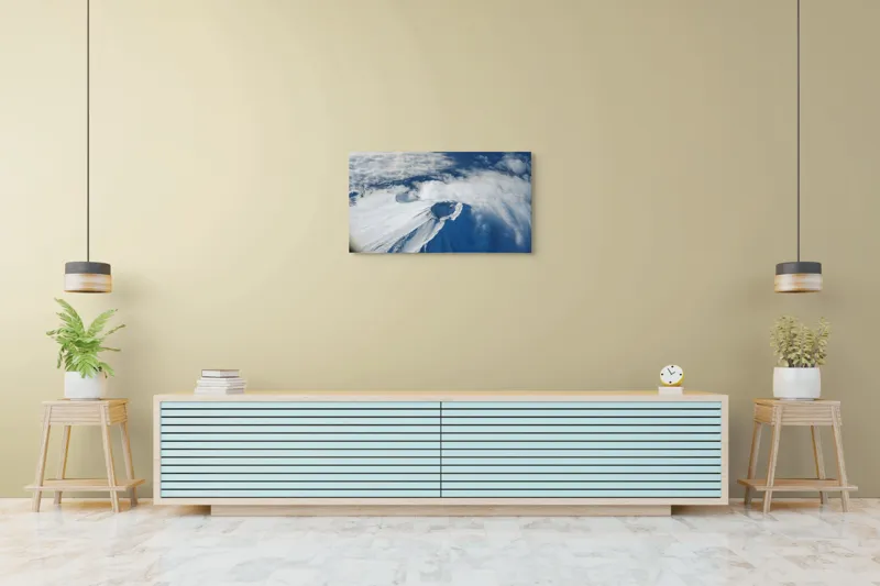 Tablou Canvas, "Vârful înzăpezit sub cerul albastru", Nor, Zăpadă, Vârf, Crater, Albastru, Recepție, Aventura, Natură, 90 x 50 cm – poza 5