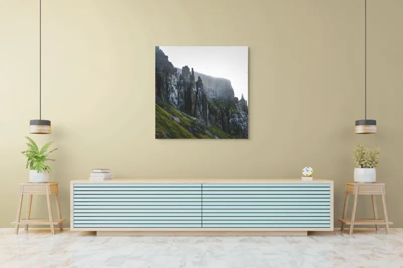 Tablou Canvas, "Culmile stâncoase ale dimineții misterioase", Pietre, Stânci, Verdeață, Păsări, Cer, Abis, Natură, Înălțimi, 100 x 100 cm – poza 5