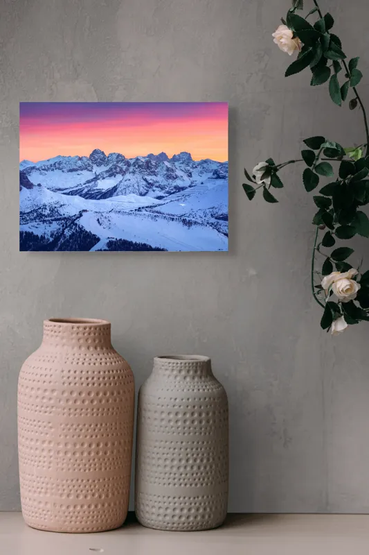 Tablou Canvas, "Apus vibrant peste munți albi", Munte, Zăpadă, Răsărit, Cer, Albastru, Portocaliu, Peisaj, Iarnă, Vârfuri, Calm., 54 x 39 cm – poza 8