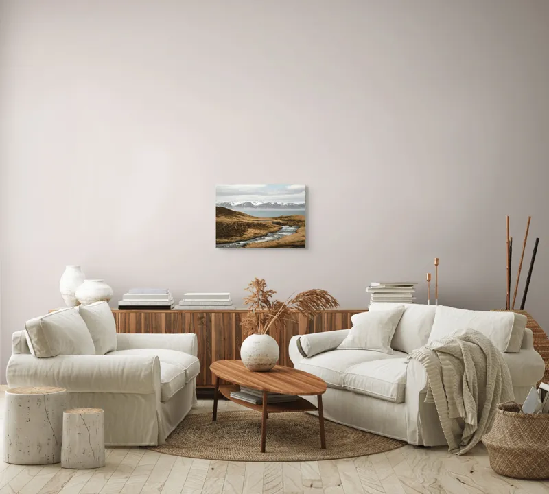 Tablou Canvas, "Râu printre dealuri sub munți înzăpeziți", Râu, Munți, Zăpadă, Cer, Norii, Peisaj, Dealuri, Apă, Natură, 54 x 39 cm – poza 5