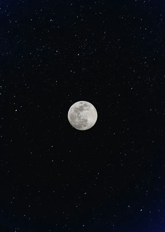Tablou Canvas, "Luna plină într-un cer înstelat", Lună, Stele, Noapte, Călătorie, Lumină, Mister, Serenitate, Univers, Infinite, Tăcere, 50 x 70 cm – poza 2