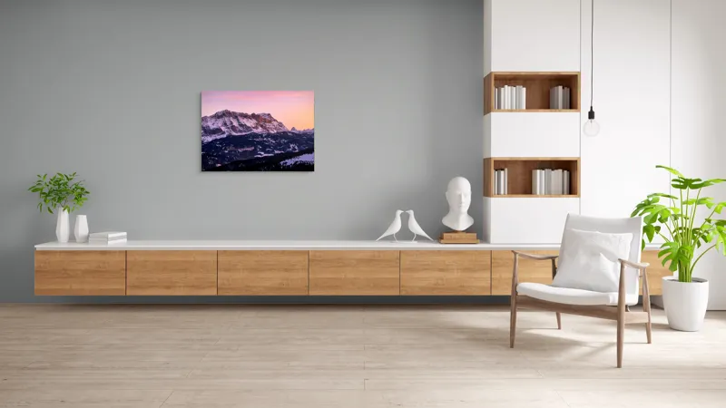 Tablou Canvas, "Munți ferecați în aurora dimineții", Munte, Apus, Ninsoare, Cer, Vârfuri, Peisaj, Tranquilitate, Roz, Violet, Natura, 100 x 70 cm – poza 6