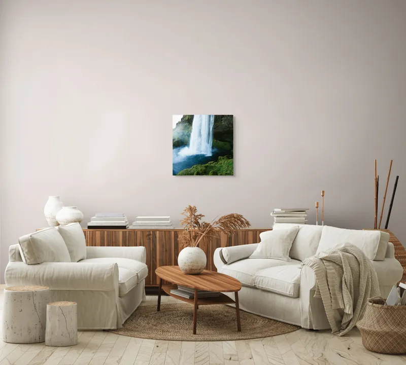 Tablou Canvas, "Cascadă înverzită în munții solitari", Cascadă, Apă, Verdeață, Roci, Natură, Răcoritoare, Flux, Vijelios, Spray, Seninătate, 50 x 50 cm – poza 7