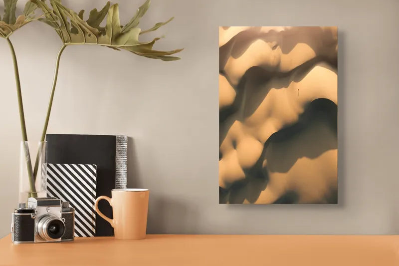 Tablou Canvas, "Umbrele dunei în amurgul nisipurilor", Valuri, Dune, Lumină, Umbre, Sărutări, Pustiu, Peisaj, Aur, Singurătate, Eternitate, 26 x 39 cm – poza 3