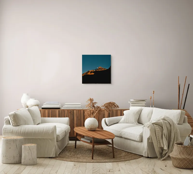 Tablou Canvas, "Lumină caldă pe creste muntoase", Munte, Apus, Umbre, Rocă, Cer, Albastru, Contrast, Natură, Vârf, Lumină, 50 x 50 cm – poza 7
