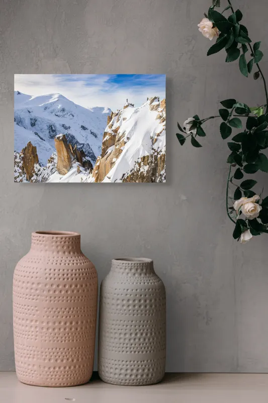 Tablou Canvas, "Explorator solitar pe culmi alpine", Zăpadă, Vârfuri, Stânci, Cer, Alpinist, Aventură, Iarnă, Măreție, Natură, Peisaj., 54 x 39 cm – poza 8