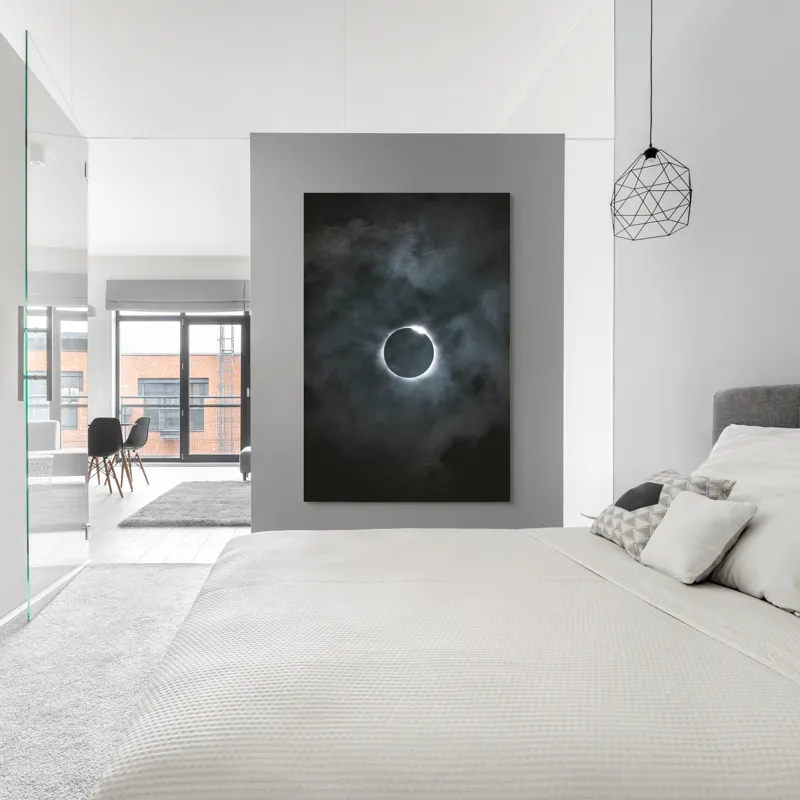 Tablou Canvas, "Eclipsa sub cer înnorat", Eclipsă, Mister, Întuneric, Lumină, Cer, Nori, Cercul, Fenomen, Natură, Cosmic., 100 x 150 cm – poza 5