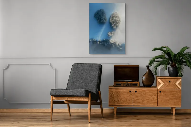 Tablou Canvas, "Dansul umbrei în zăpadă albăstruie", Mister, Natură, Iarnă, Pădure, Zăpadă, Lumină, Umbră, Înălțime, Contrast, Tăcere, 70 x 100 cm – poza 6