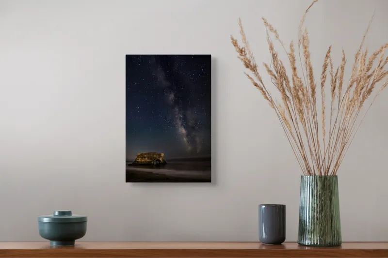 Tablou Canvas, "Calea Lactee deasupra arcului stâncos", Stele, Arc, Ocean, Întuneric, Cale Lactee, Lumină, Orizont, Natură, 26 x 39 cm – poza 5