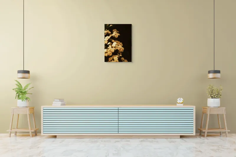 Tablou Canvas, "Flori delicate sub lumina apusului", Flori, Aurii, Întunecat, Misterios, Contrast, Textură, Delicatețe, Seară, 50 x 70 cm – poza 6