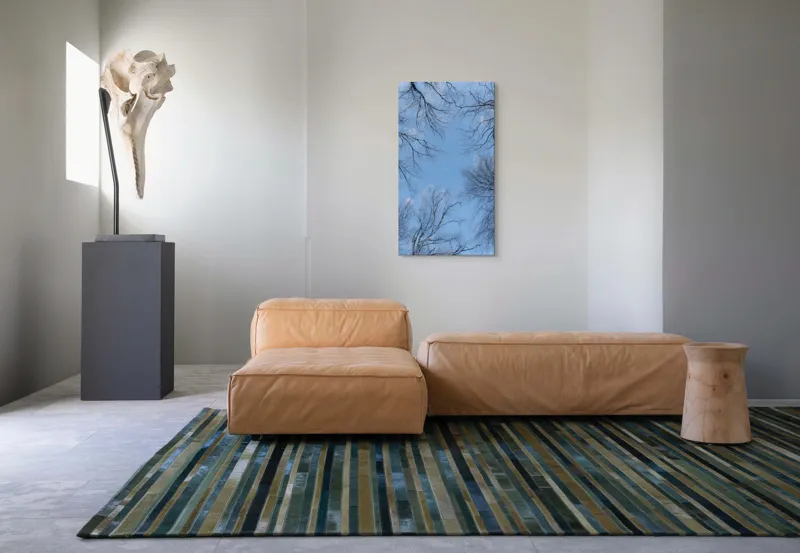 Tablou Canvas, "Cercei de gheață sub lună palidă", Cer, Ramuri, Copaci, Iarnă, Albastru, Lună, Natură, Calm, Frig, Frunziș., 50 x 90 cm – poza 5