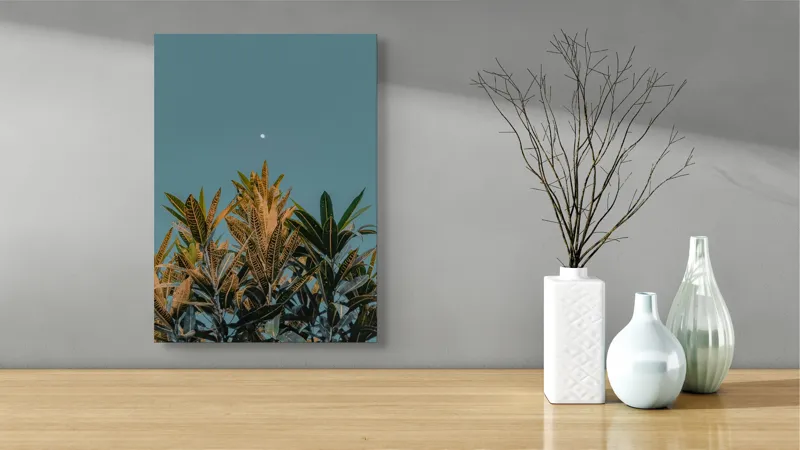Tablou Canvas, "Frunze sub cerul cu lună albă", Frunze, Cer, Lună, Culori, Natură, Lumină, Contrast, Verde, Albastru, Calm, Seară, Seninătate, 39 x 54 cm – poza 4