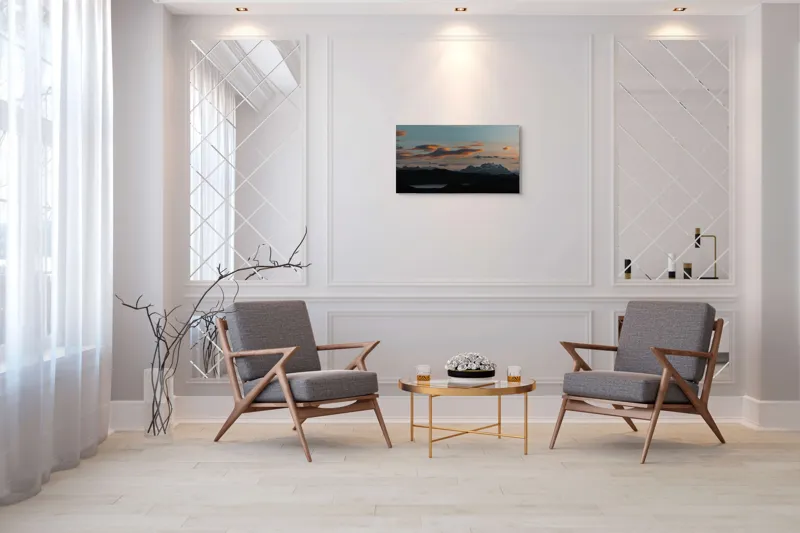 Tablou Canvas, "Cerul prinde culorile apusului linistit", Cer, Nori, Munți, Lac, Siluetă, Apus, Peisaj, Lumină, Umbre, Natură, 90 x 50 cm – poza 7