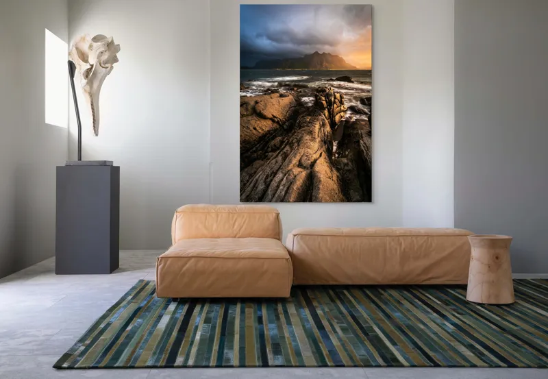 Tablou Canvas, "Razele apusului mângâie stâncile mării", Pietre, Mare, Valuri, Munți, Cer, Nor, Apus, Lumină, 100 x 150 cm – poza 7