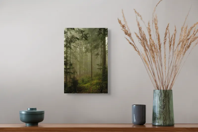 Tablou Canvas, "Misterul pădurii învăluită în ceață", Copaci, Ceață, Pădure, Verdeață, Mister, Liniște, Natură, Umbre, Misticism, Vegetație, 26 x 39 cm – poza 5