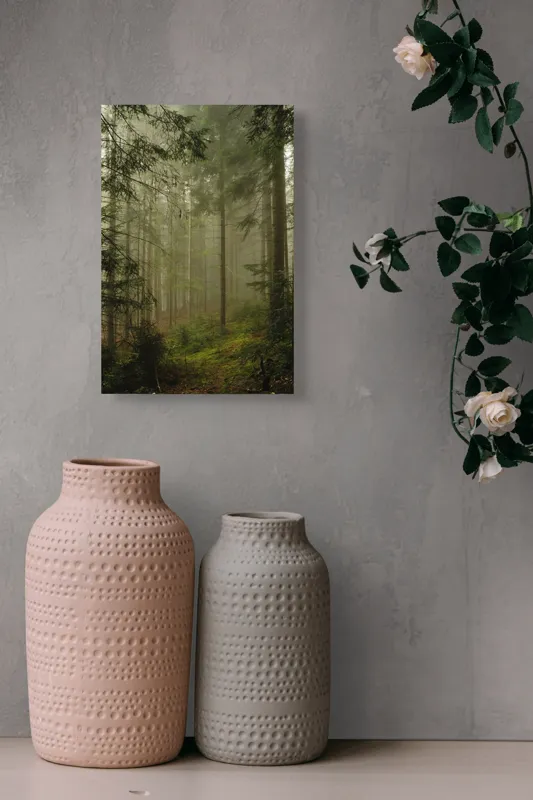 Tablou Canvas, "Misterul pădurii învăluită în ceață", Copaci, Ceață, Pădure, Verdeață, Mister, Liniște, Natură, Umbre, Misticism, Vegetație, 26 x 39 cm – poza 6