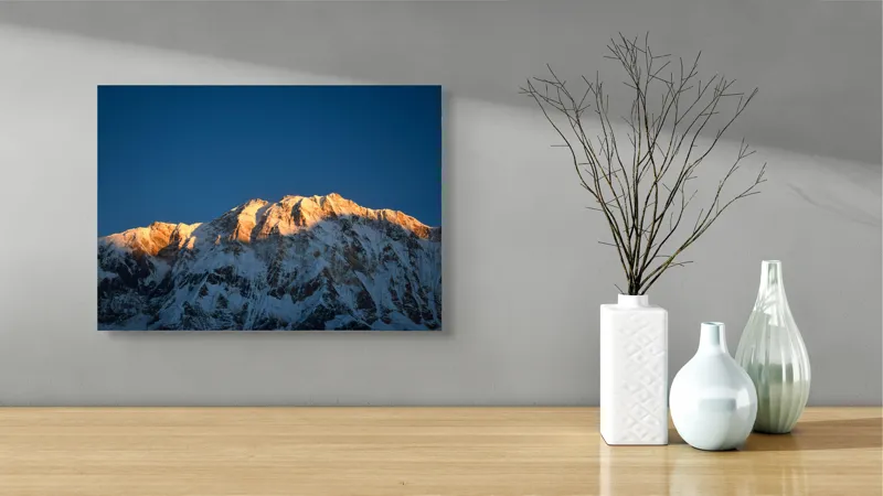 Tablou Canvas, "Lumina zorilor pe vârfuri înzăpezite", Munți, Zăpadă, Apus, Cer, Lumină, Umbre, Frig, Măreție, Calmitate, Frumusețe, 54 x 39 cm – poza 3