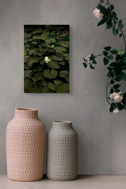 Tablou Canvas, "Floare de lotus în amurg liniștit", Frumusețe, Tranquilitate, Contrast, Natură, Serinitate, Liniște, 26 x 39 cm – poza 6