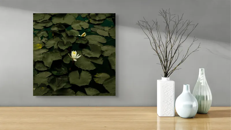 Tablou Canvas, "Floare de lotus în amurg liniștit", Frumusețe, Tranquilitate, Contrast, Natură, Serinitate, Liniște, 50 x 50 cm – poza 3