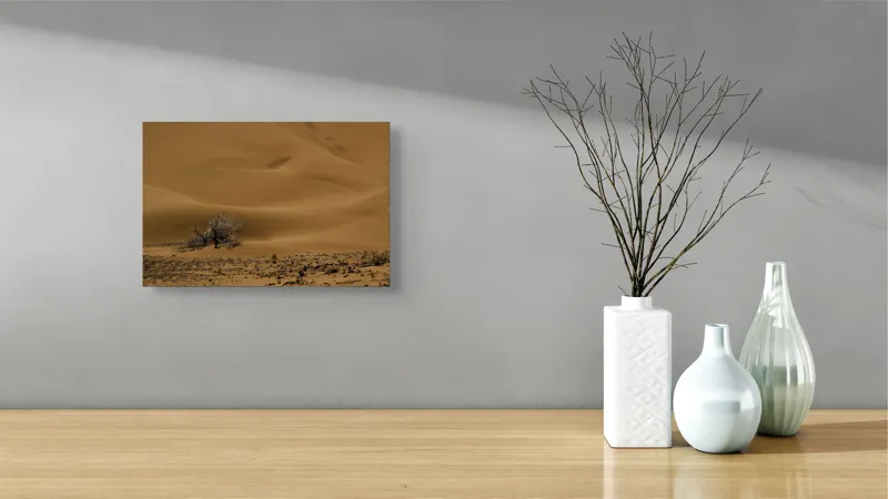 Tablou Canvas, "Solitar printre dunele deșertului", Dune, Nisip, Deșert, Copac, Ariditate, Singurătate, Vânt, Peisaj, Liniște, Deșertăciune, 39 x 26 cm – poza 8