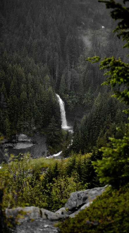 Tablou Canvas, "Cascada din inima pădurii verzi", Cascadă, Pădure, Verdeață, Stânci, Apă, Natură, Serenitate, 50 x 90 cm – poza 2