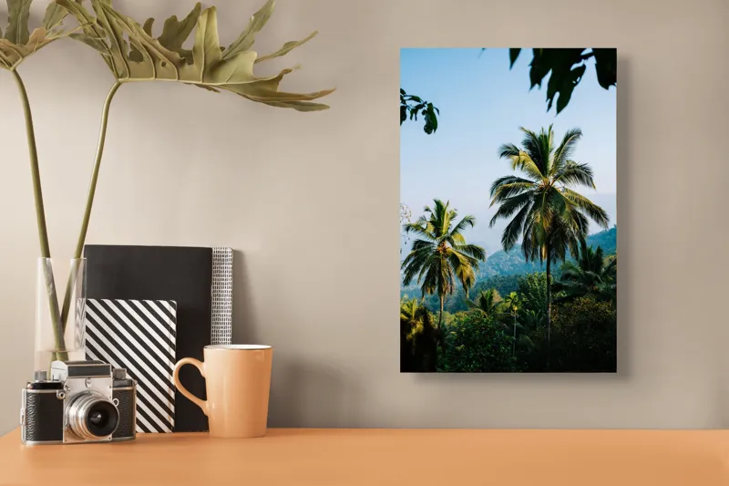 Tablou Canvas, "Palmieri sub cerul albastru tropical", Paliere, Palmieri, Peisaj, Pitoreasc, Plante, Priveliște, Paradis, Placiditate, Plinătate, Prospețime, 26 x 39 cm – poza 3