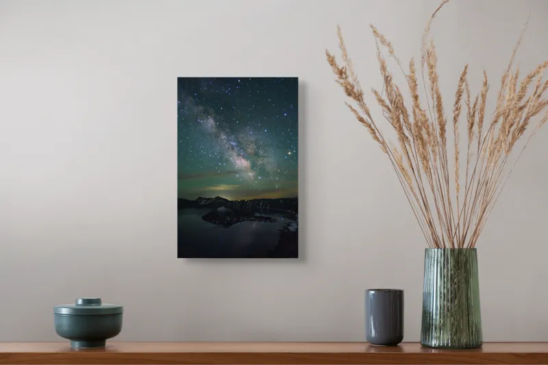 Tablou Canvas, "Magia cerului deasupra lacului liniștit", Stele, Galaxie, Lac, Munți, Reflecție, Cer, Noapte, Mister, Infinit, Splendoare, 26 x 39 cm – poza 5