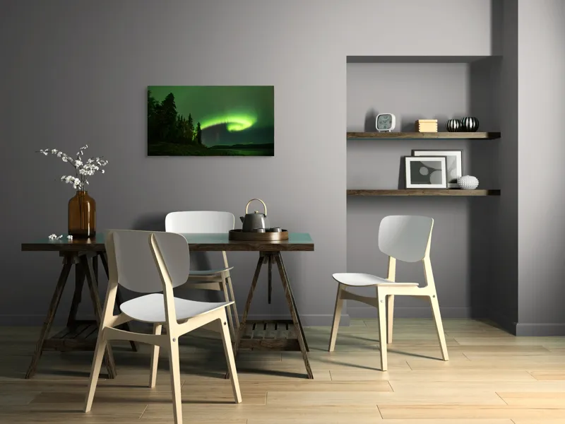 Tablou Canvas, "Aurora boreală deasupra pădurii misterioase", Luminiscență, Cer, Aurore, Noapte, Natură, Peisaj, Stele, Pădure, Lumină, Verde, 90 x 50 cm – poza 3