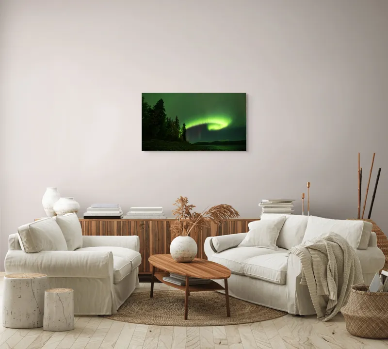 Tablou Canvas, "Aurora boreală deasupra pădurii misterioase", Luminiscență, Cer, Aurore, Noapte, Natură, Peisaj, Stele, Pădure, Lumină, Verde, 90 x 50 cm – poza 4